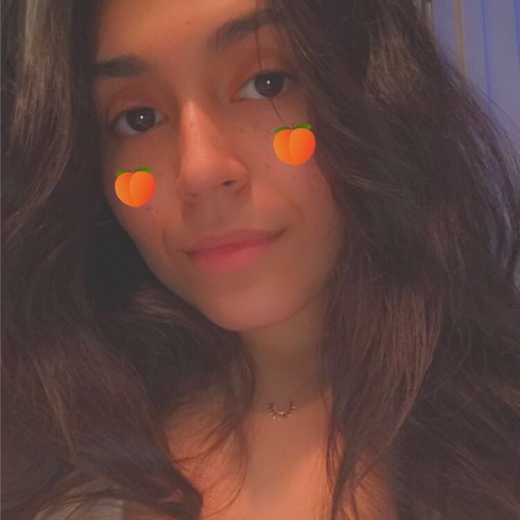 Meet your Posher, Gaea - Picture 1 of 1